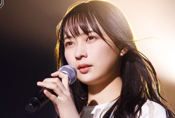 乃木坂的フラクタルの鈴木絢音